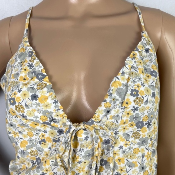NEW BARDOT REVOLVE YELLOW FLORAL PRINT DRAWSTRING CROP TOP - Picture 3 of 8